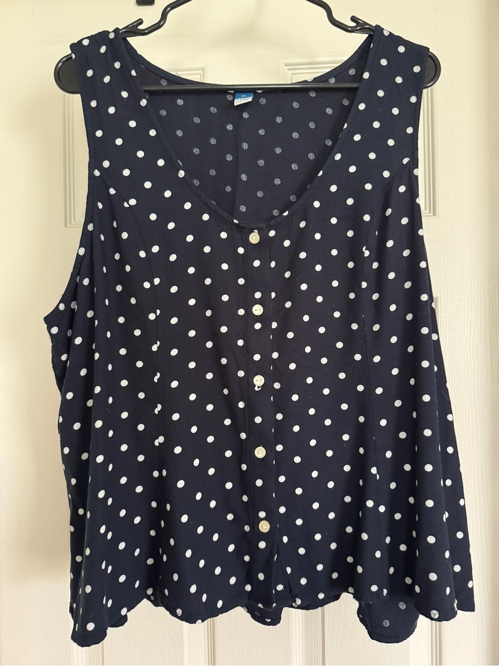 Old Navy Navy and White Polka Dot Button-Front Sleeveless Blouse